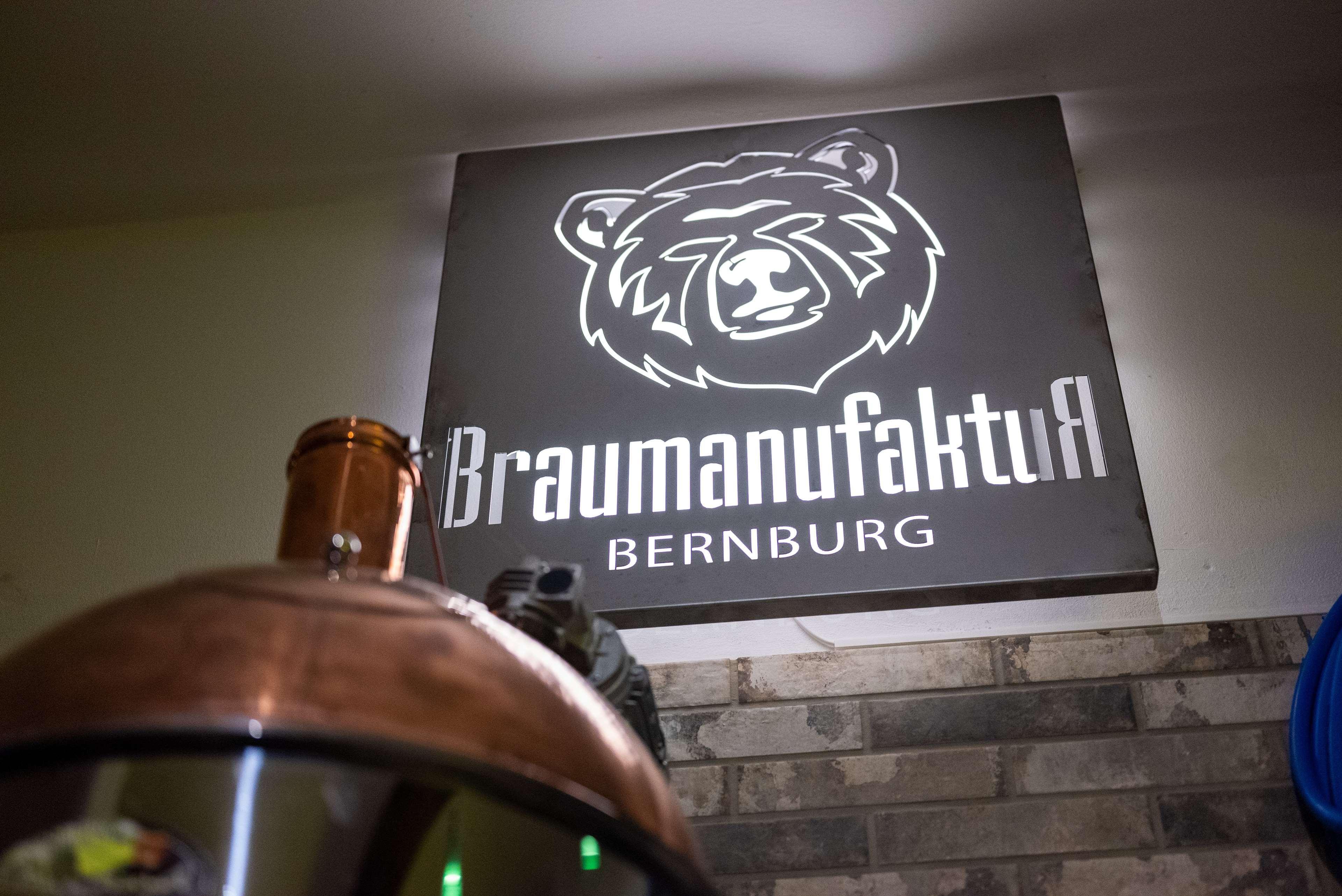 Askania Hotel & Brauhaus Bernburg Exterior photo