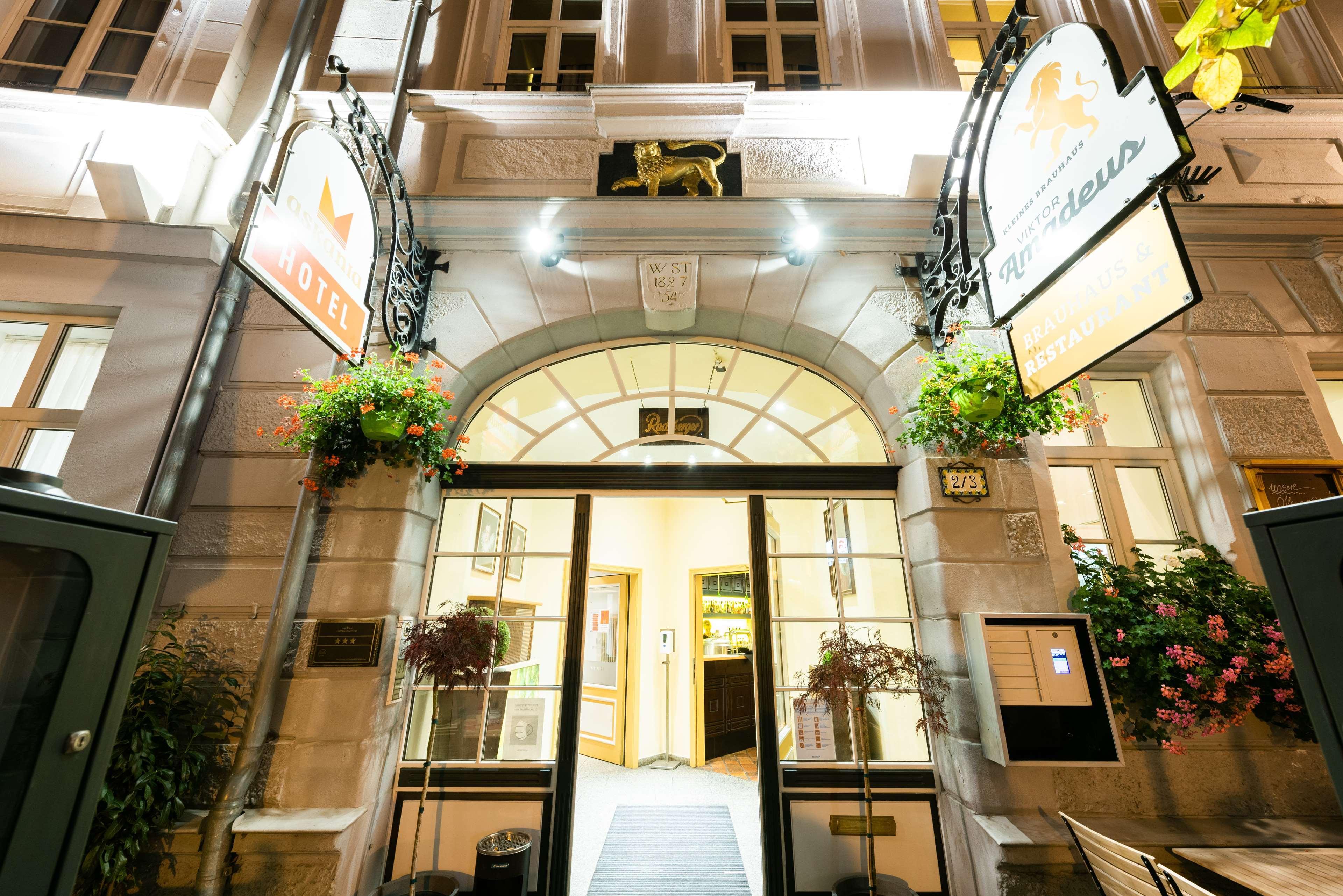 Askania Hotel & Brauhaus Bernburg Exterior photo